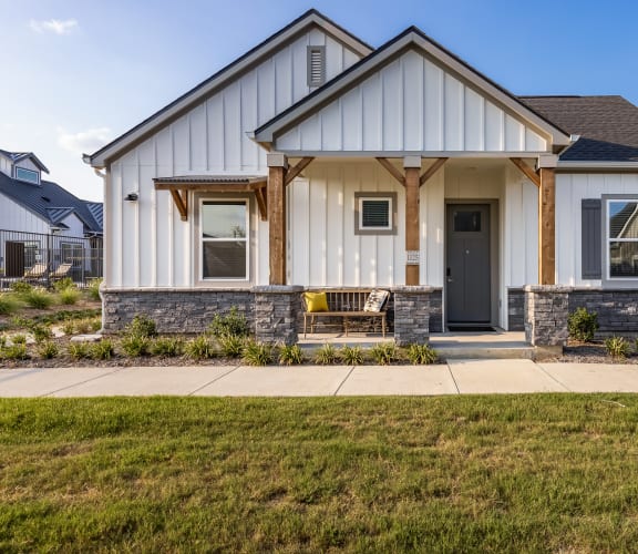 Avilla Oakridge Sister Properties